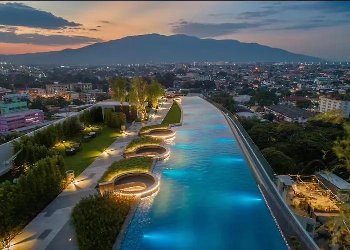 Astra Sky River 3 Bedrooms Infinity Pool, With Latex Mattress